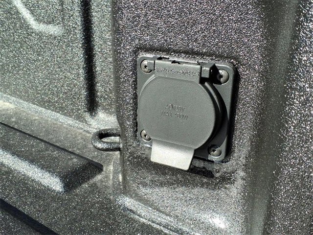 New 2026 GMC Sierra 2500 SLT w/ SLT Convenience Package image 8