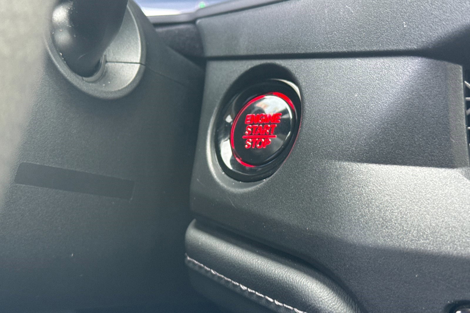 Certified 2025 Honda Accord SE image 32