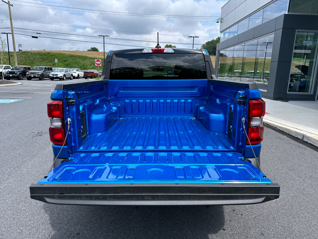 New 2025 Ford Maverick XLT w/ Black Appearance Package image 3