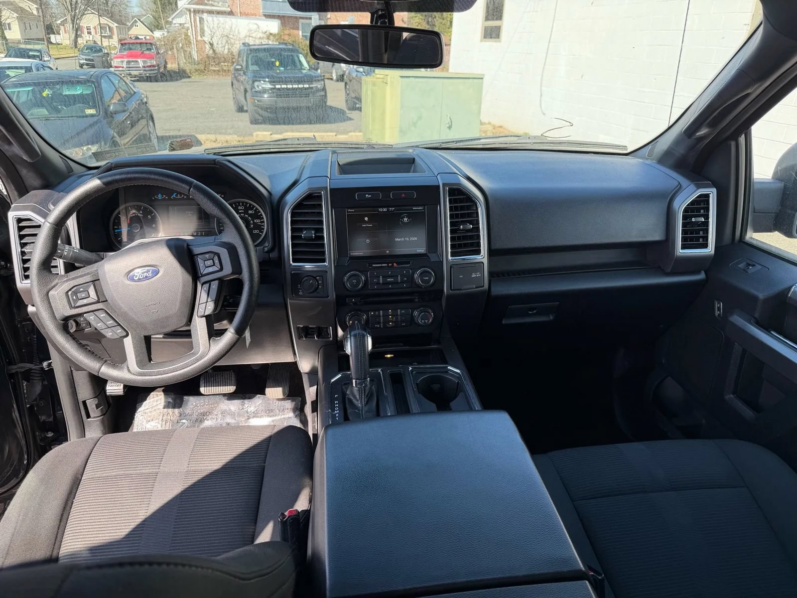 Used 2015 Ford F150 XLT w/ Equipment Group 302A Luxury AWD/4WD image 14