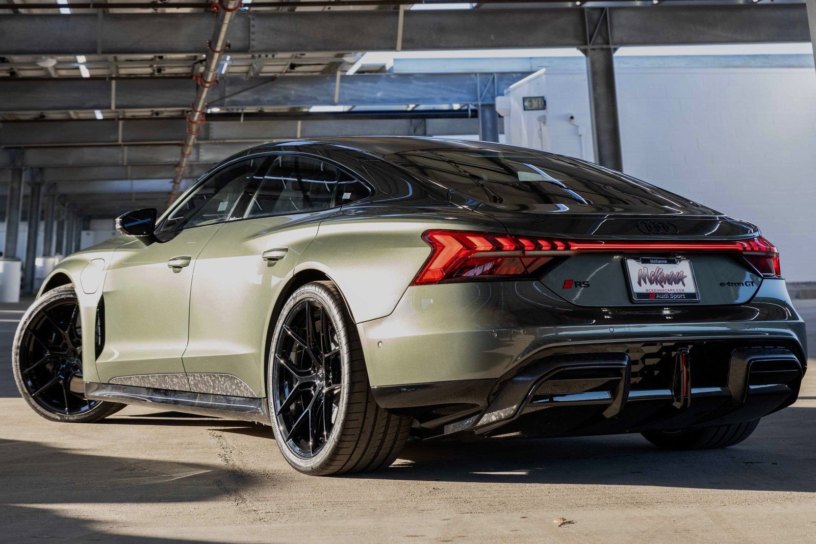 New 2026 Audi RS e-tron GT performance image 8