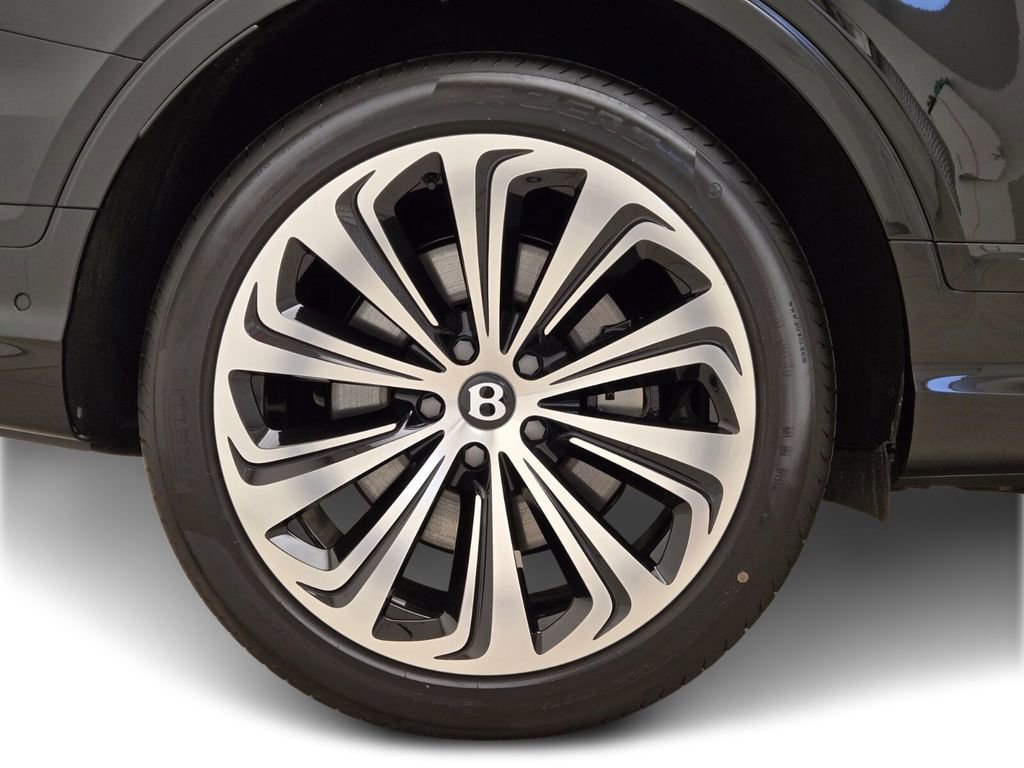 New 2025 Bentley Bentayga AWD/4WD image 12