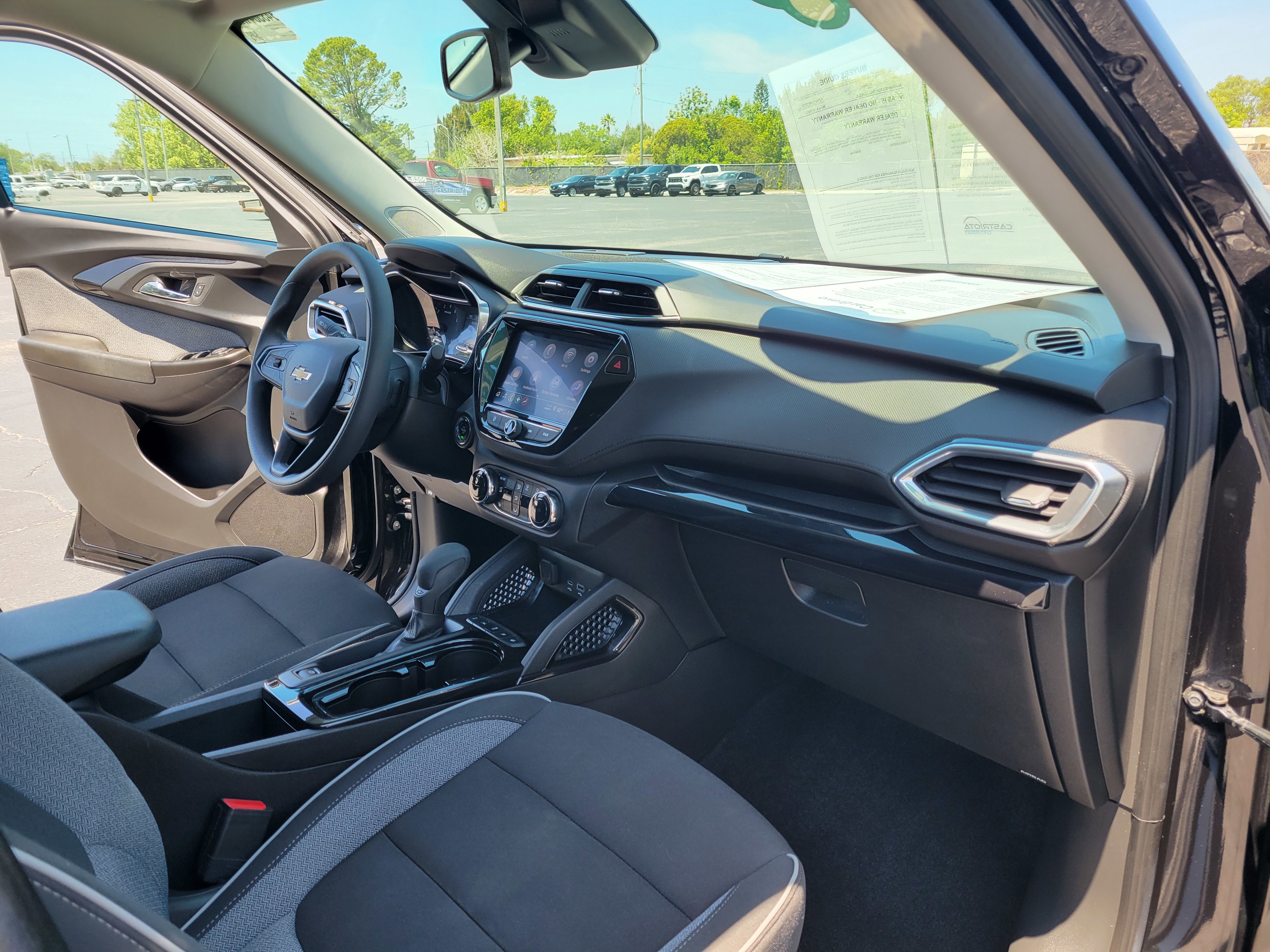 Certified 2023 Chevrolet TrailBlazer LT w/ Convenience Package FWD image 25