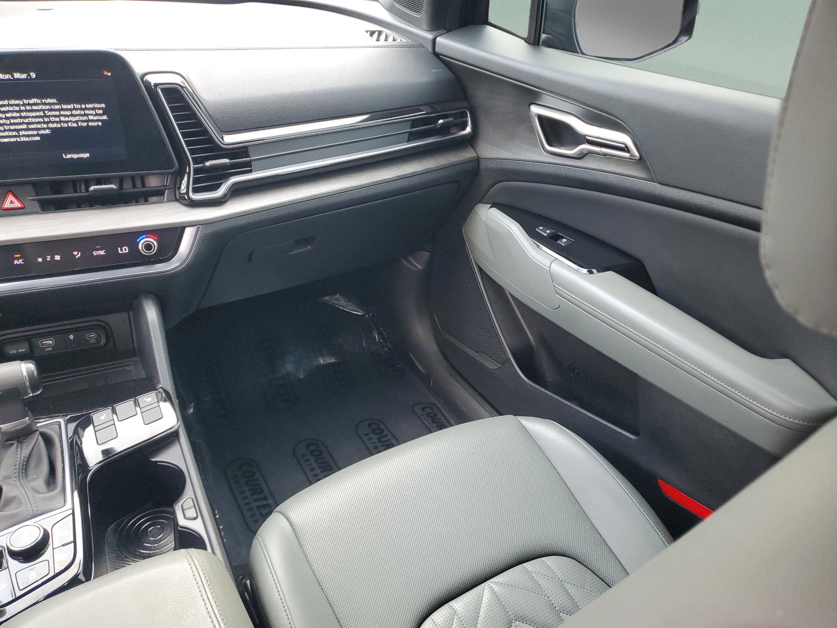 Certified 2023 Kia Sportage X-Line w/ X-Line Premium Package image 16