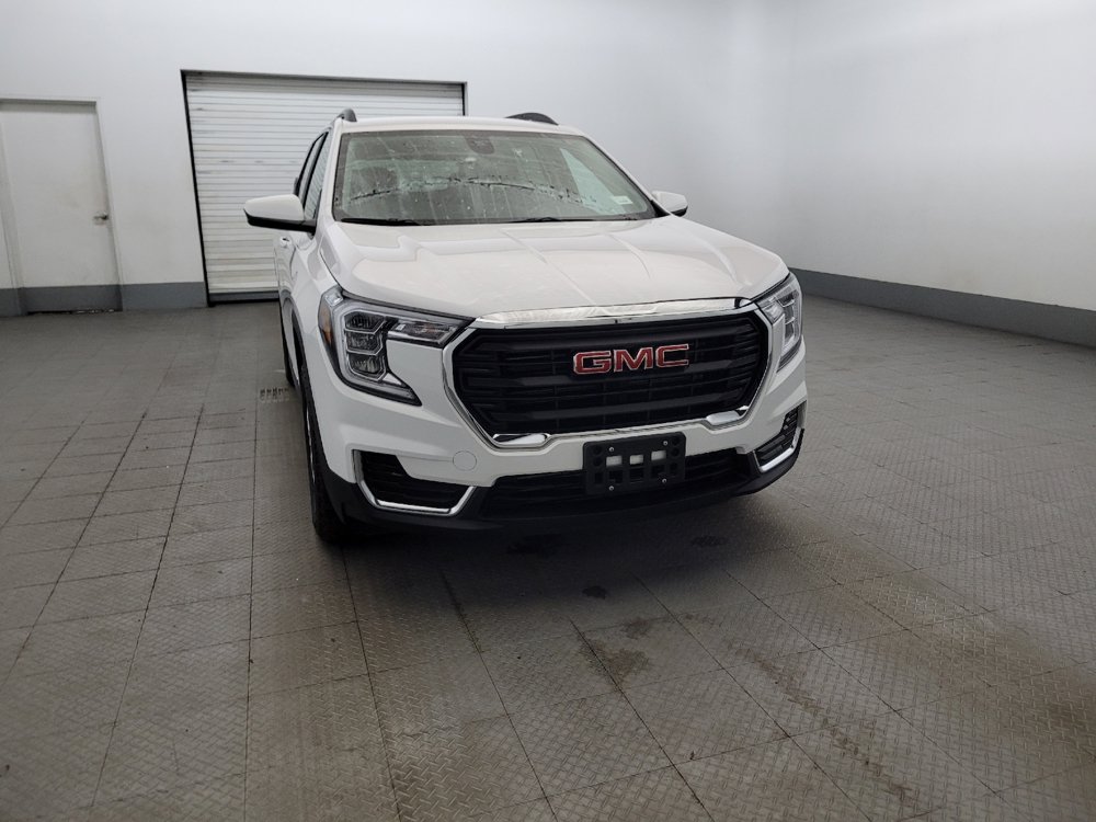 Used 2024 GMC Terrain SLE w/ Driver Convenience Package AWD/4WD image 14