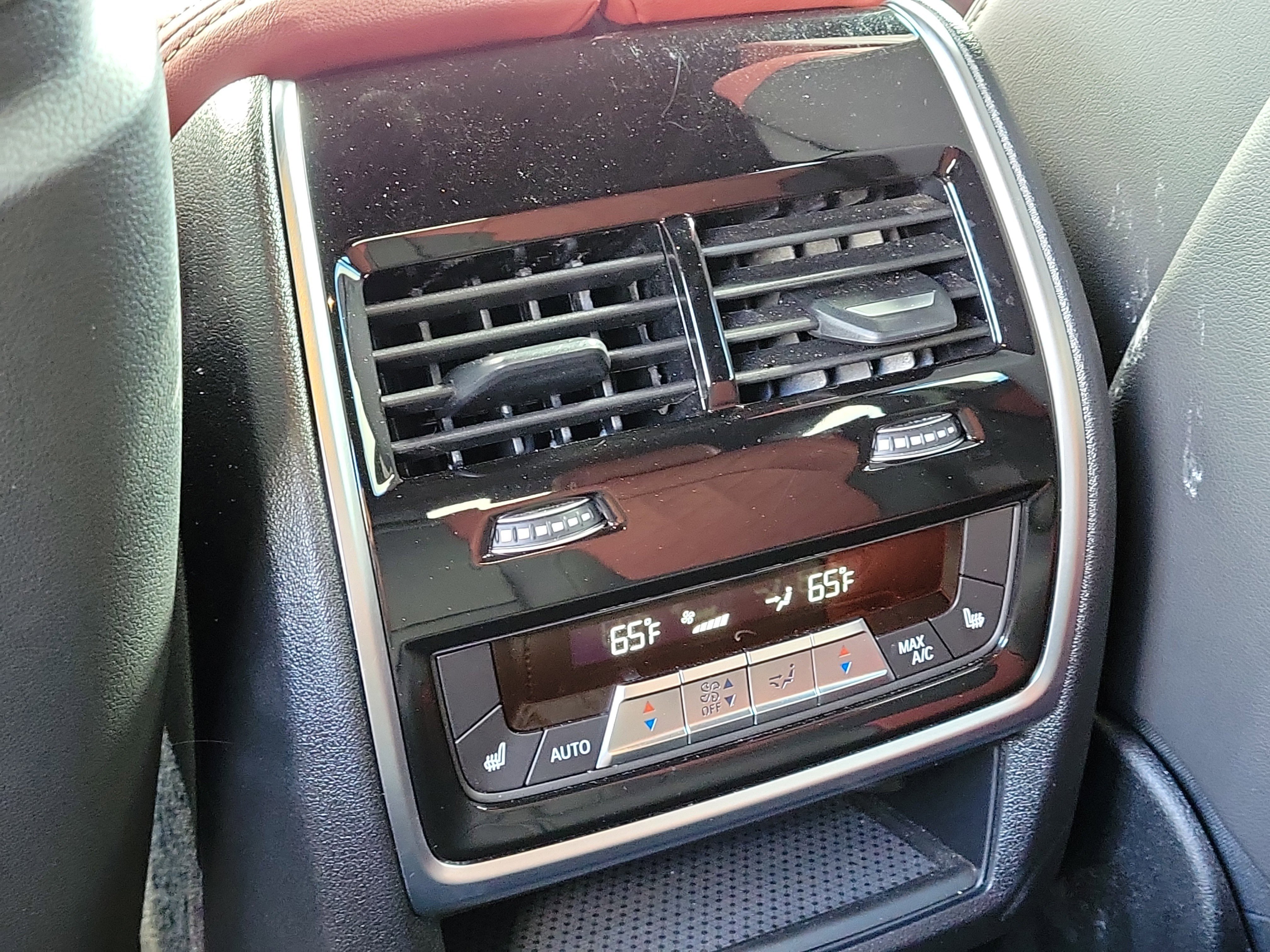 Used 2026 BMW X6 xDrive40i image 13