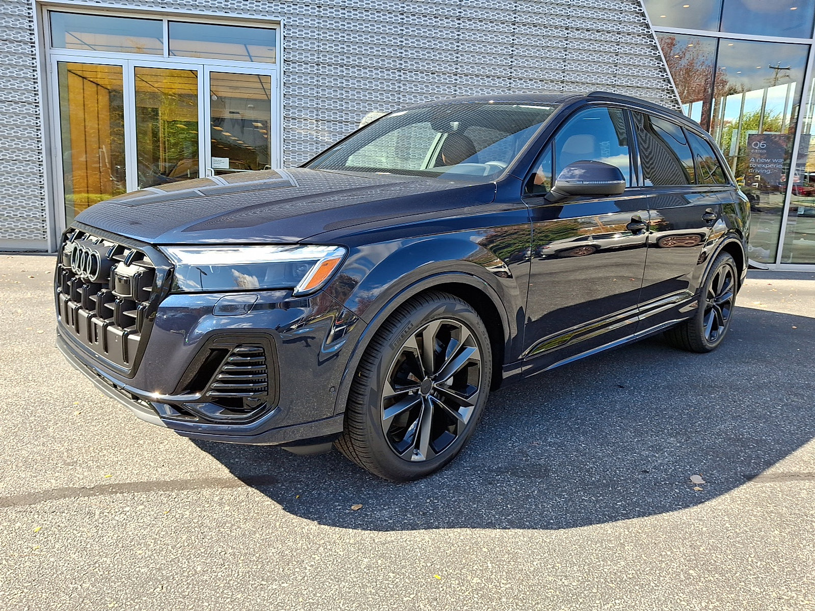 New 2026 Audi Q7 3.0T Premium Plus image 2