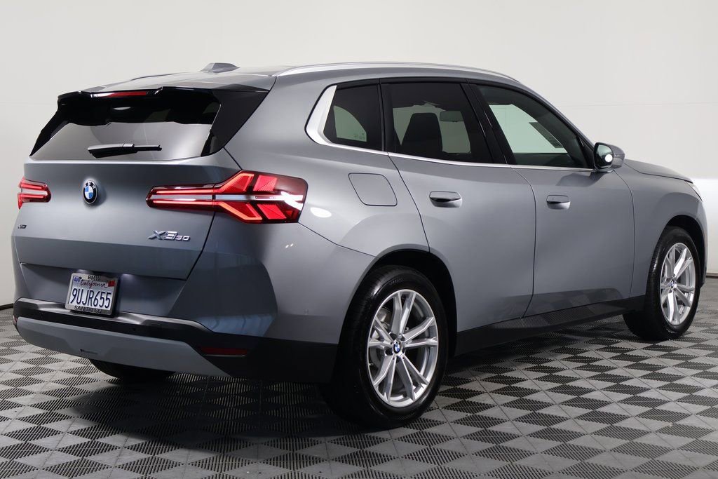 Used 2025 BMW X3 xDrive30i w/ Convenience Package image 4