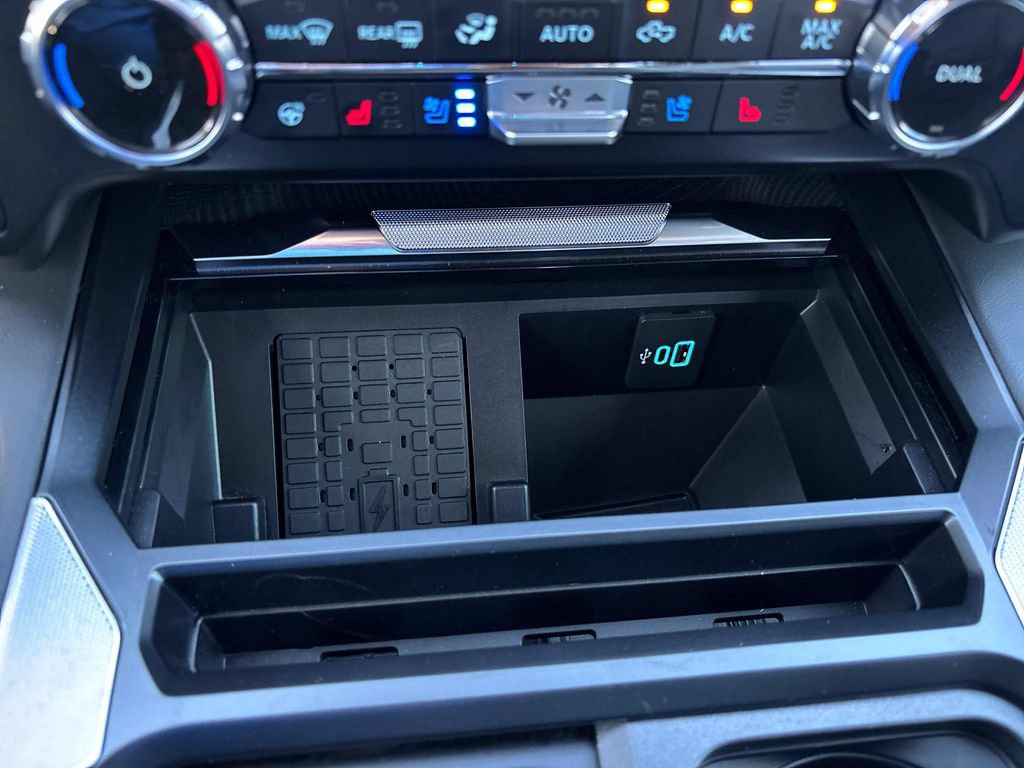 Used 2024 Ford F350 Platinum image 28