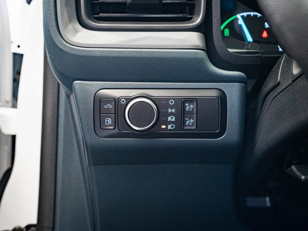 Used 2024 Ford Maverick XL image 40