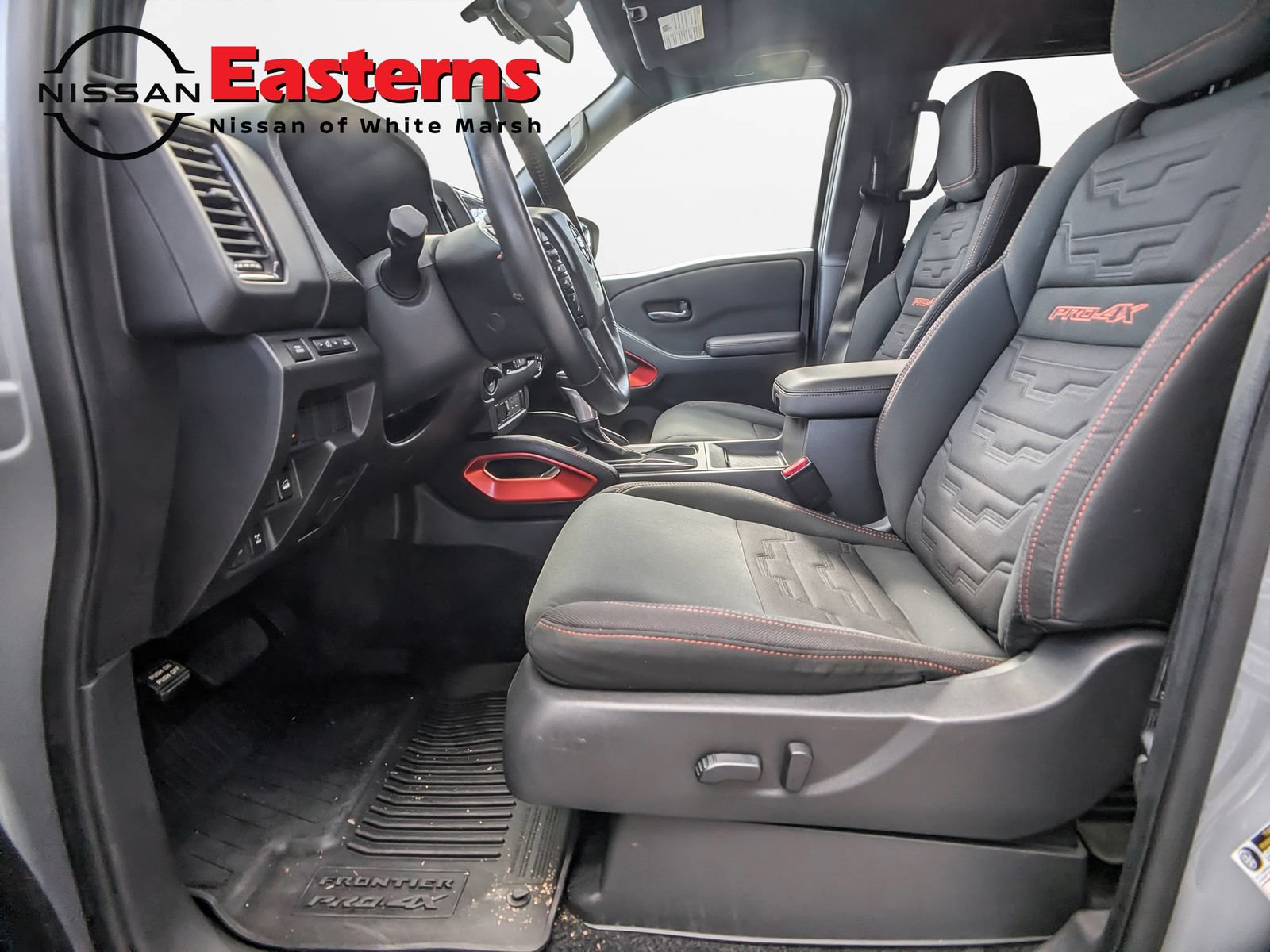 Used 2024 Nissan Frontier PRO-4X w/ Technology Package AWD/4WD image 14