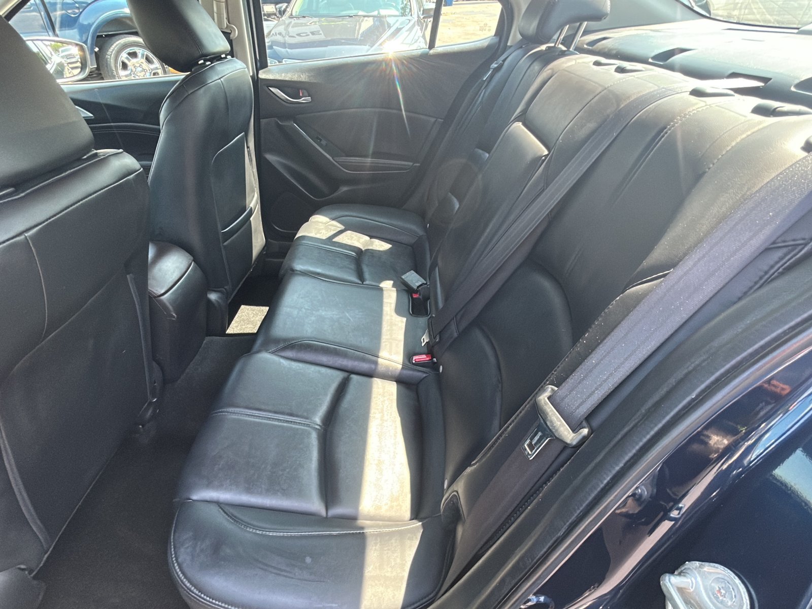 Used 2017 MAZDA MAZDA3 Touring FWD image 22