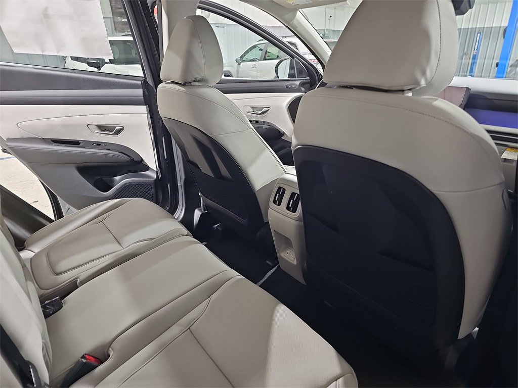 New 2026 Hyundai Tucson Limited image 11