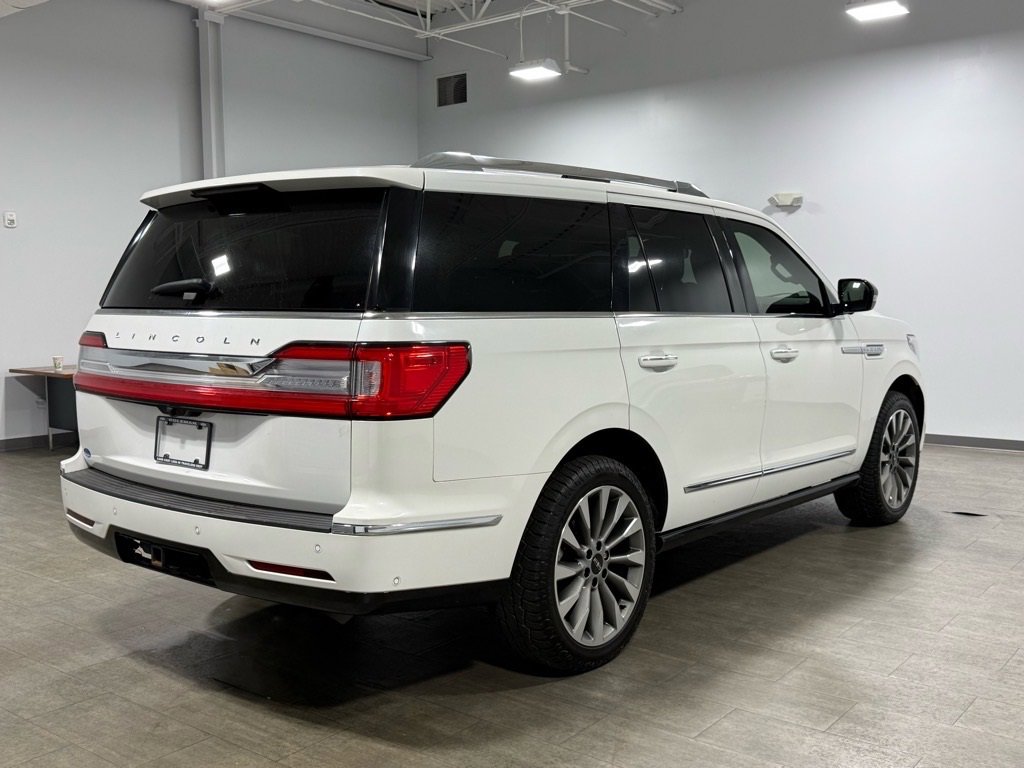Used 2020 Lincoln Navigator Reserve w/ Luxury Package image 4