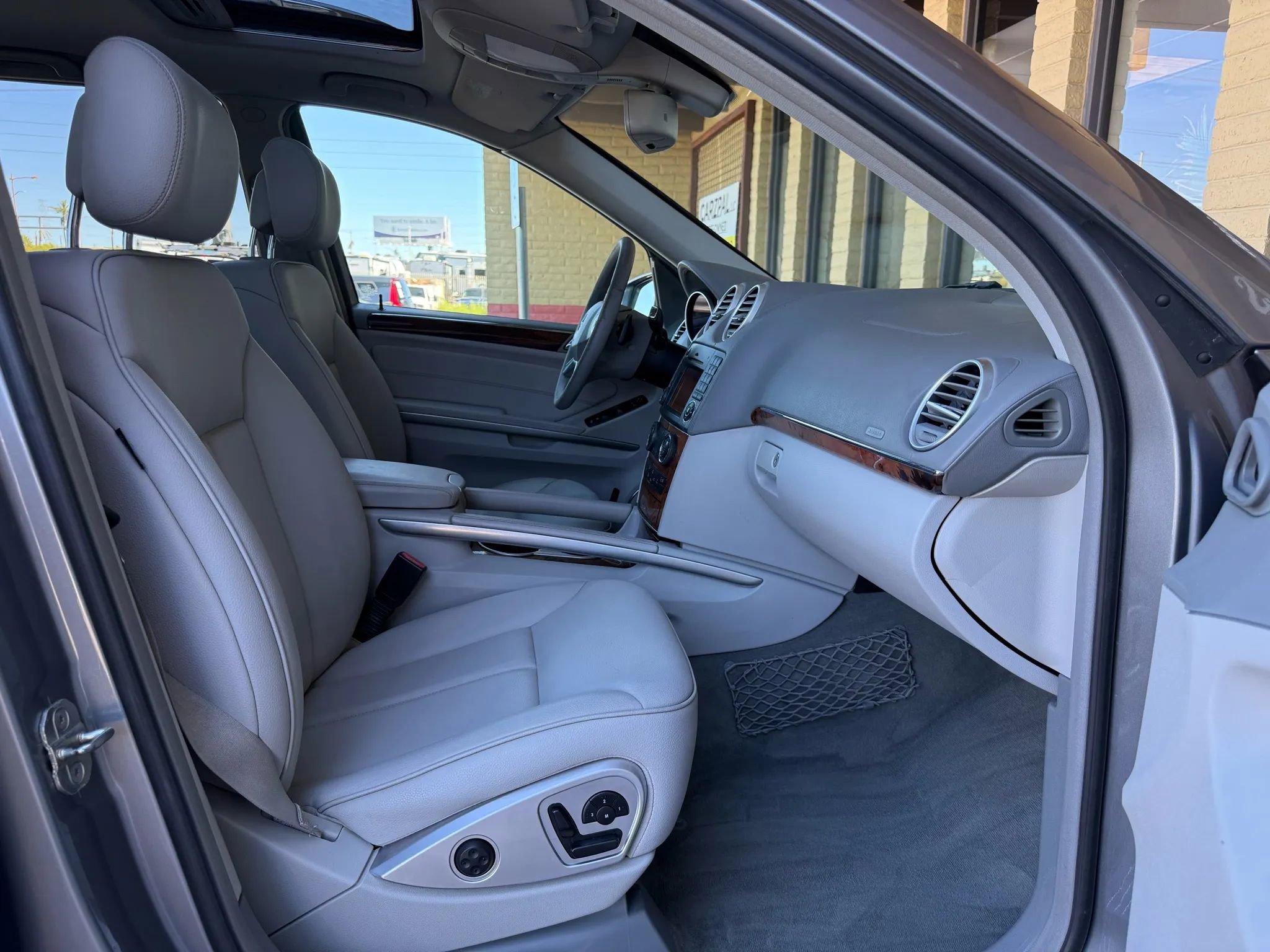 Used 2012 Mercedes-Benz GL 320 BlueTEC 4MATIC image 24