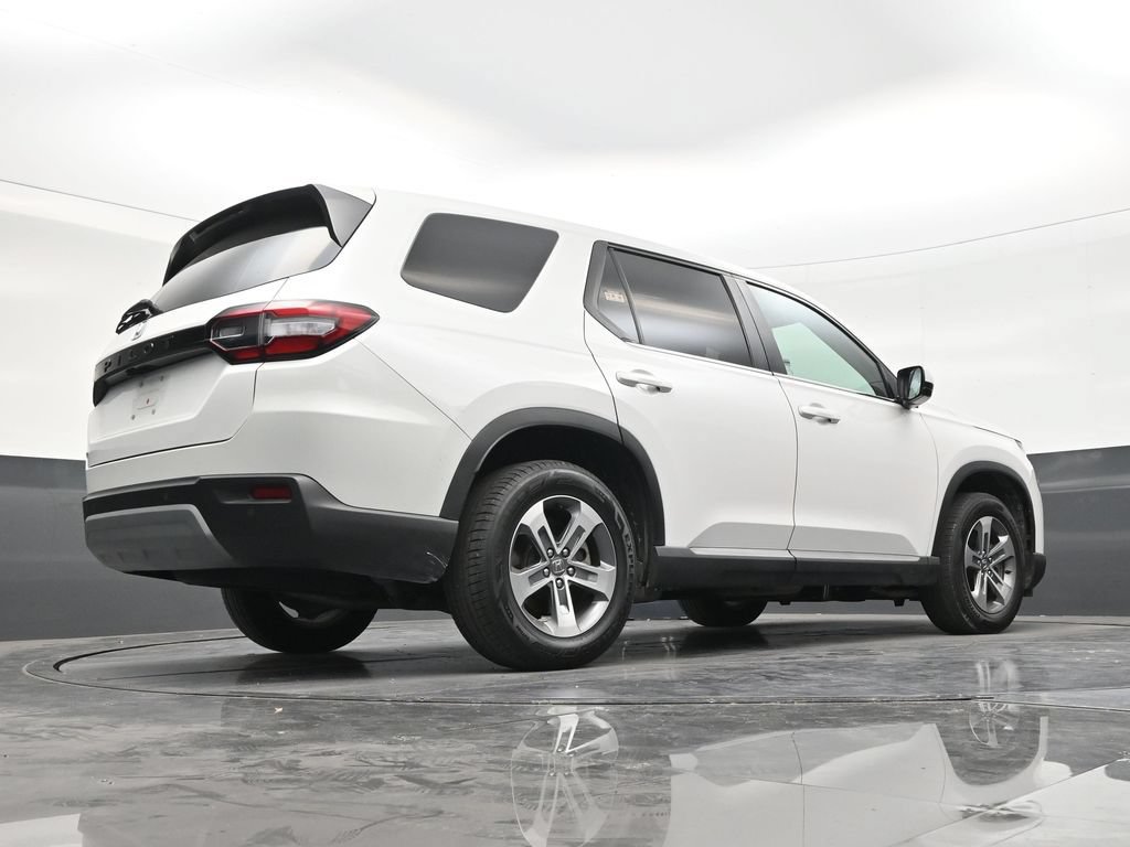 Used 2025 Honda Pilot EX-L image 24