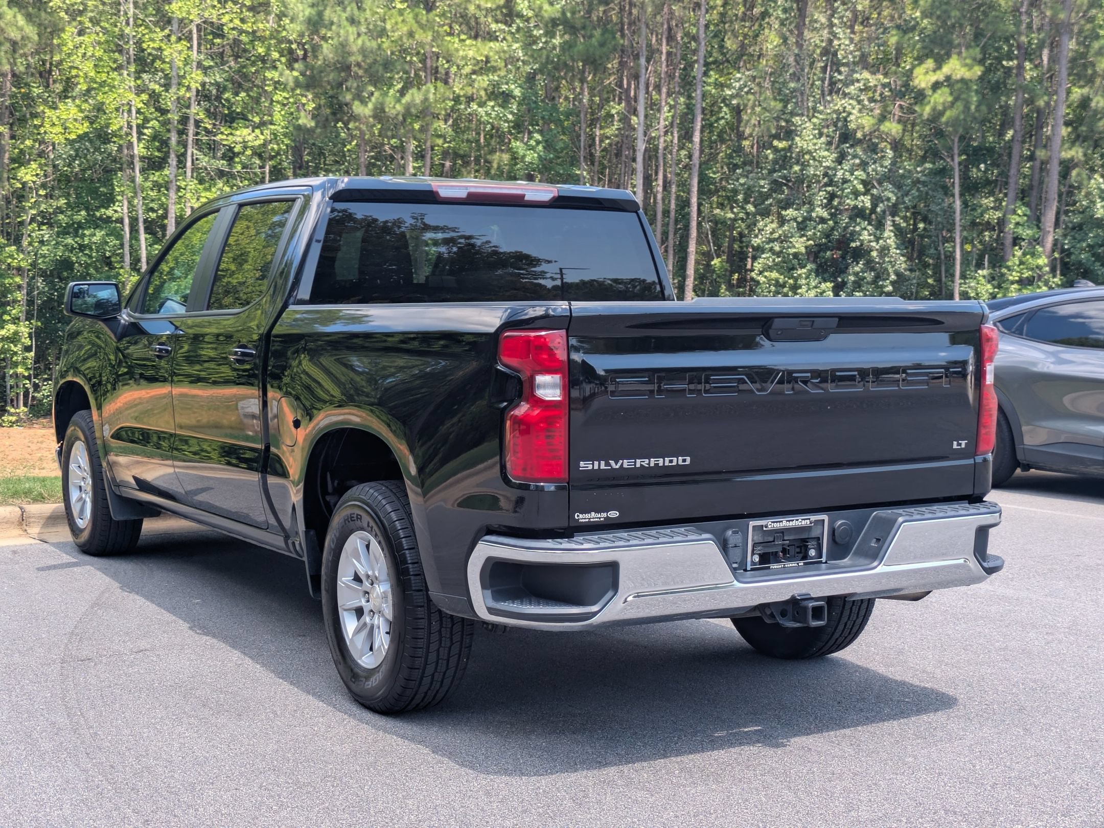 Used 2019 Chevrolet Silverado 1500 LT w/ All-Star Edition AWD/4WD image 5
