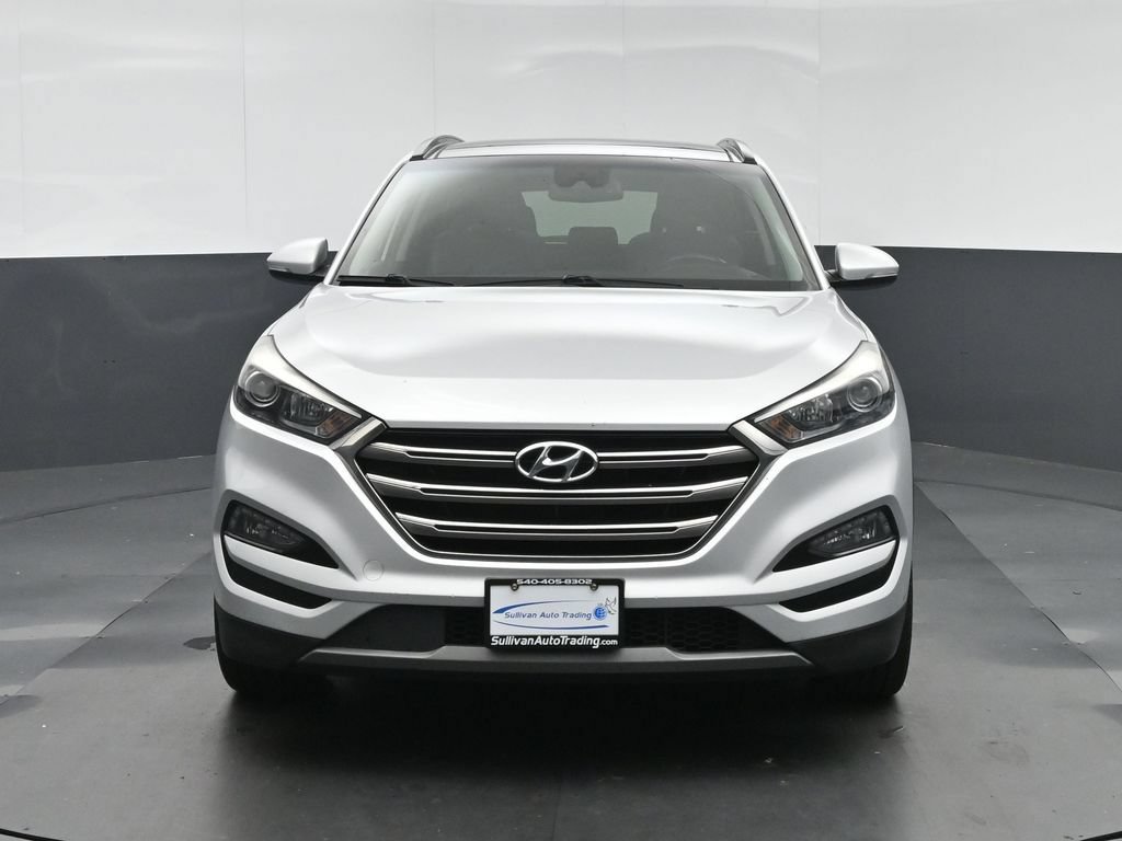 Used 2016 Hyundai Tucson Limited w/ Option Group 03 AWD/4WD image 2