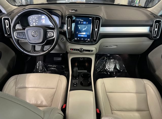 Used 2019 Volvo XC40 T5 Momentum AWD/4WD image 38