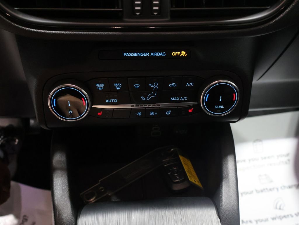 Used 2025 Ford Escape ST-Line Select AWD/4WD image 26
