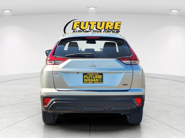 Used 2024 Mitsubishi Eclipse Cross LE AWD/4WD image 8