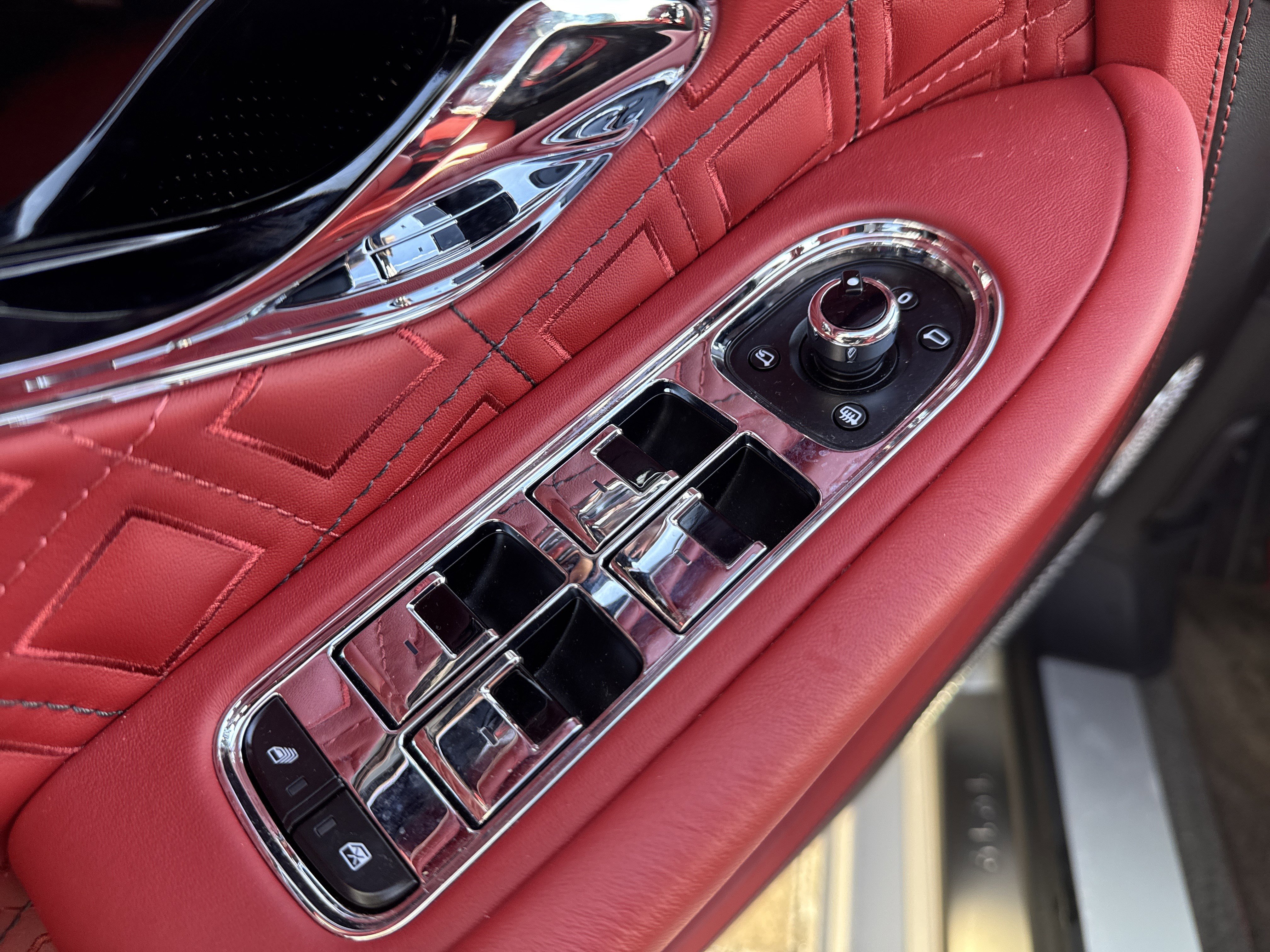 Used 2020 Bentley Continental GT image 12