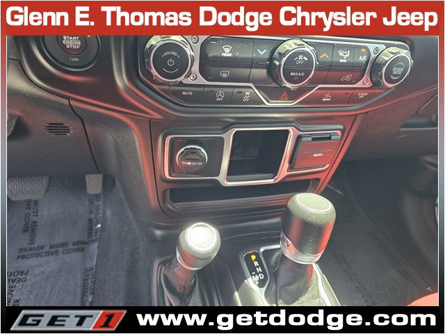 Certified 2023 Jeep Gladiator Sport AWD/4WD image 16