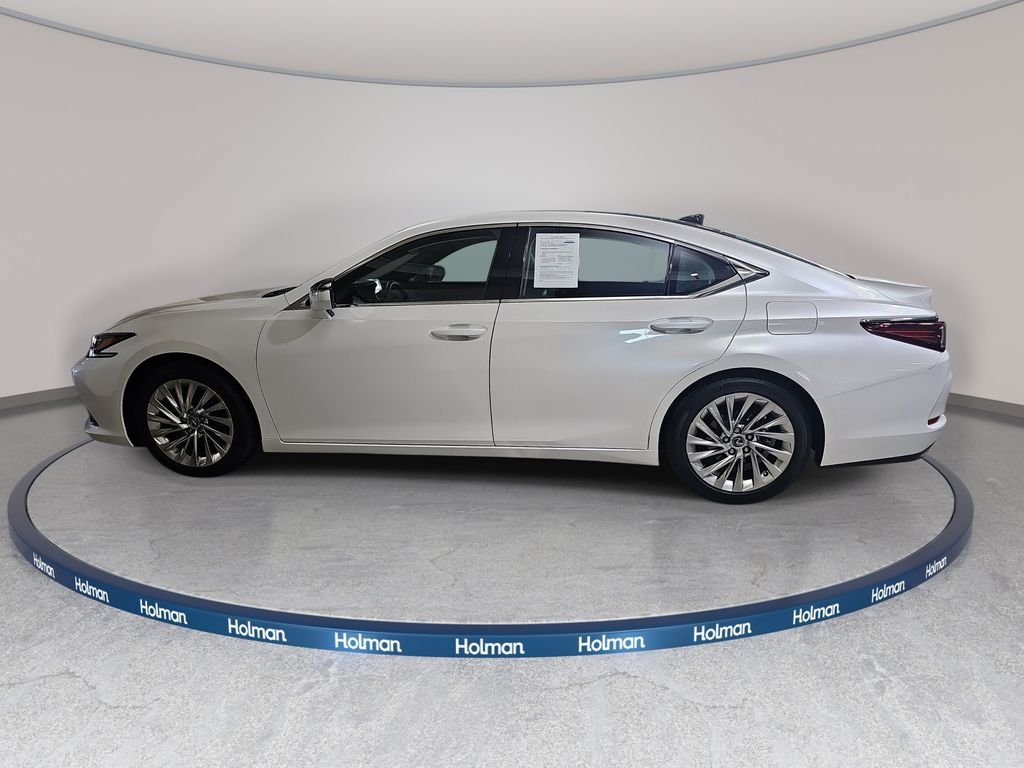 Used 2020 Lexus ES 350 Ultra Luxury w/ Accessory Package 2 FWD image 9