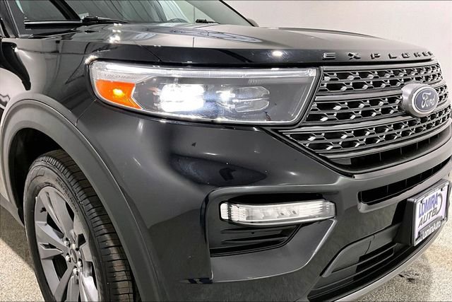 Used 2022 Ford Explorer XLT w/ XLT Sport Appearance Package image 33