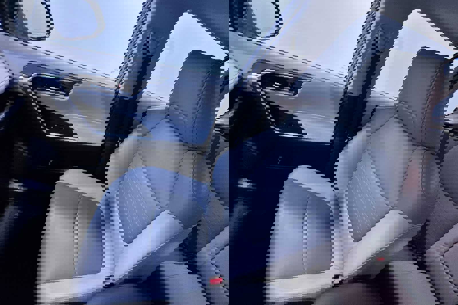 Used 2020 Toyota RAV4 XLE Premium image 34