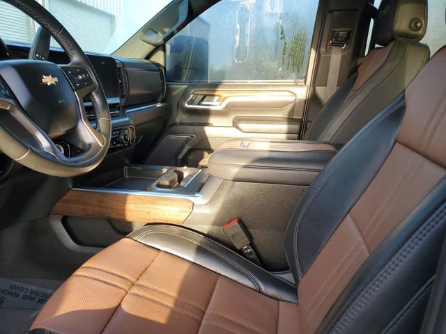 Used 2024 Chevrolet Silverado 2500 High Country w/ High Country Premium Package image 19