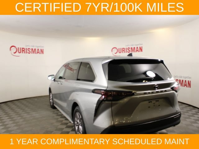 Used 2024 Toyota Sienna LE AWD/4WD image 10