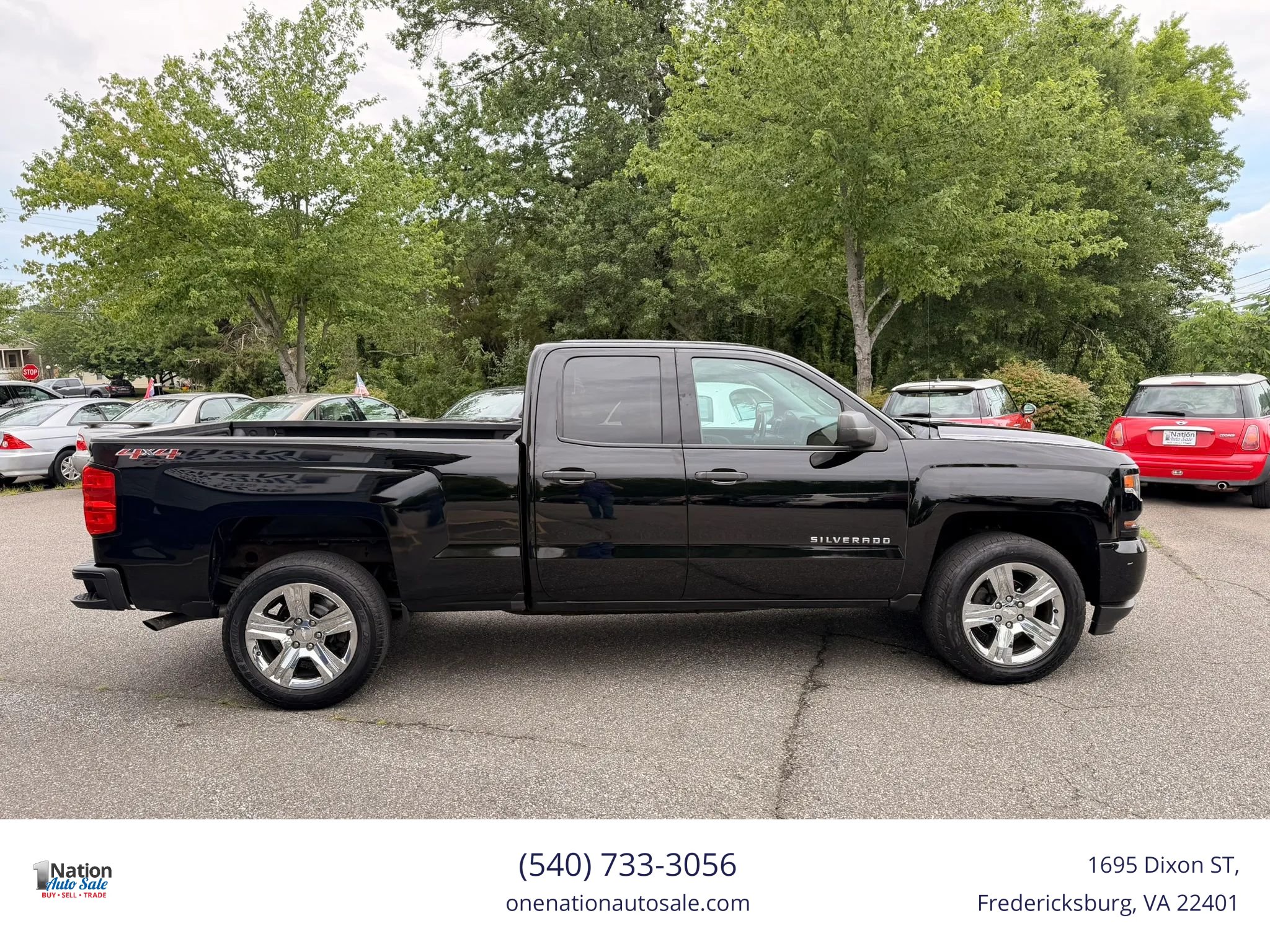 Used 2017 Chevrolet Silverado 1500 Custom w/ Custom Convenience Package AWD/4WD image 7