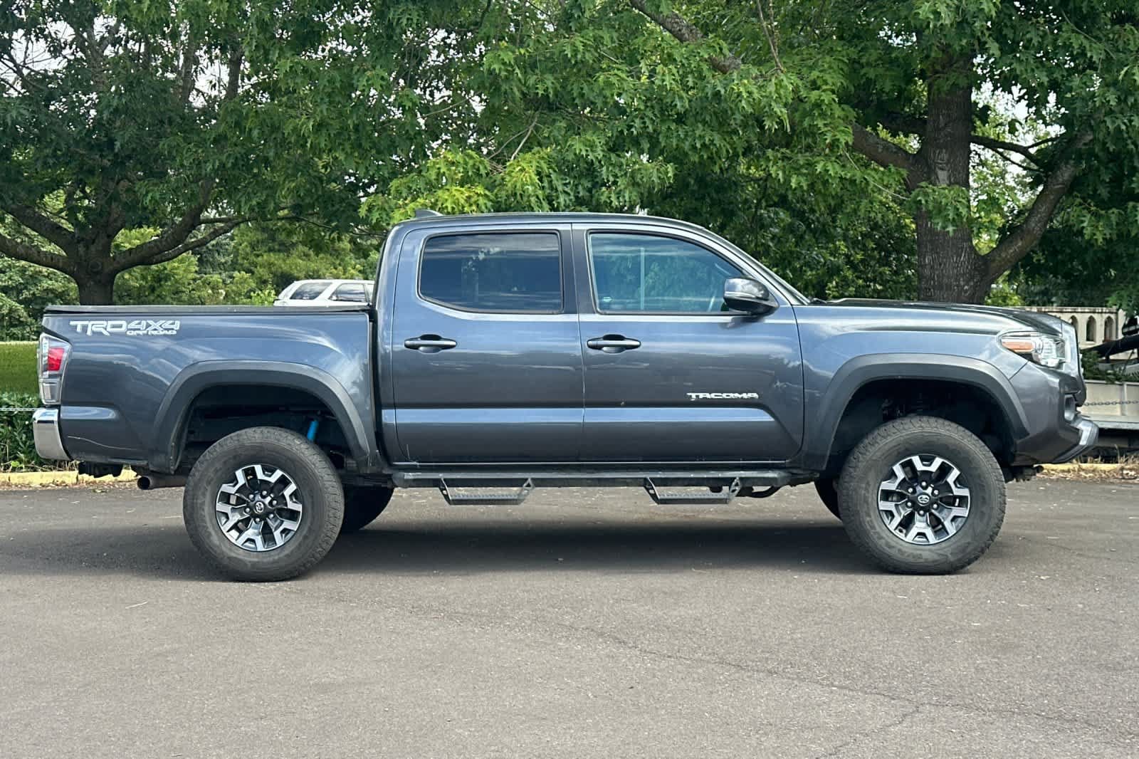 Used 2021 Toyota Tacoma TRD Off-Road AWD/4WD image 8
