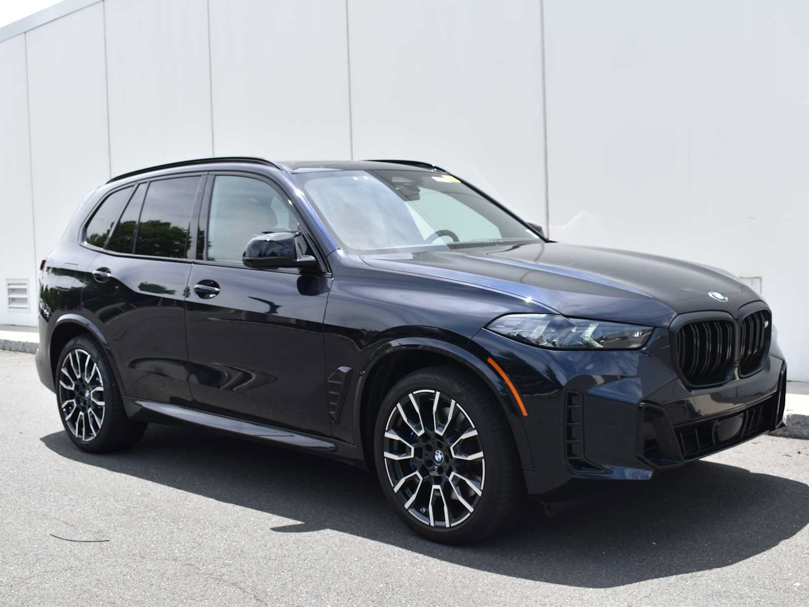 Used 2024 BMW X5 M60i w/ Executive Package AWD/4WD image 1