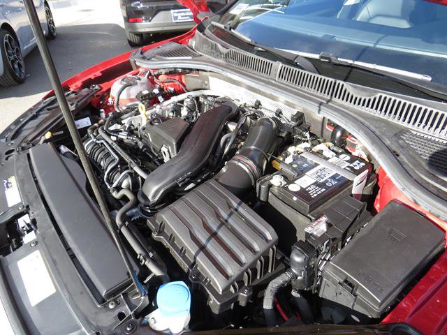 Used 2023 Volkswagen Jetta SE w/ Panoramic Sunroof Package image 7