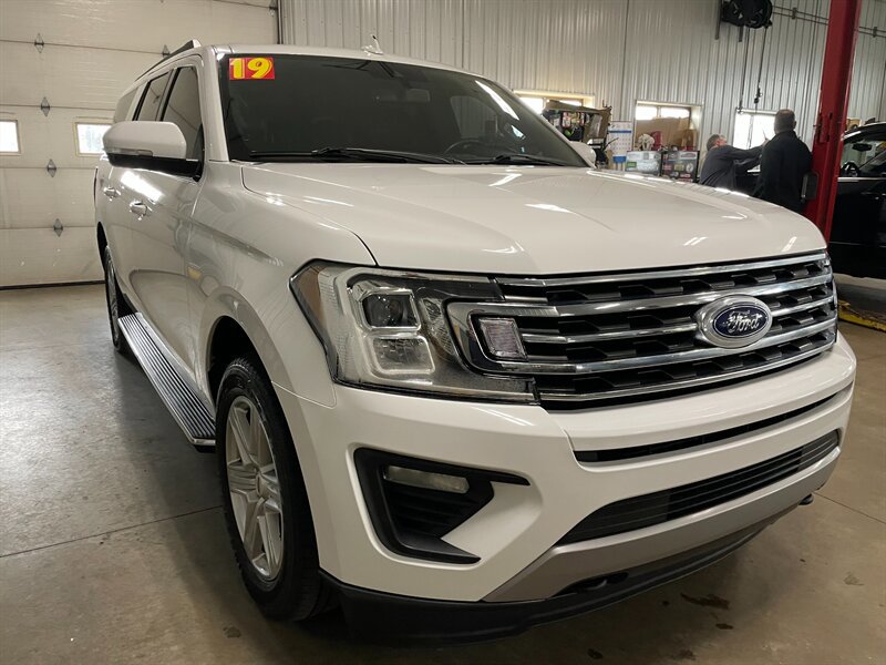 Used 2019 Ford Expedition Max XLT w/ Equipment Group 202A image 4