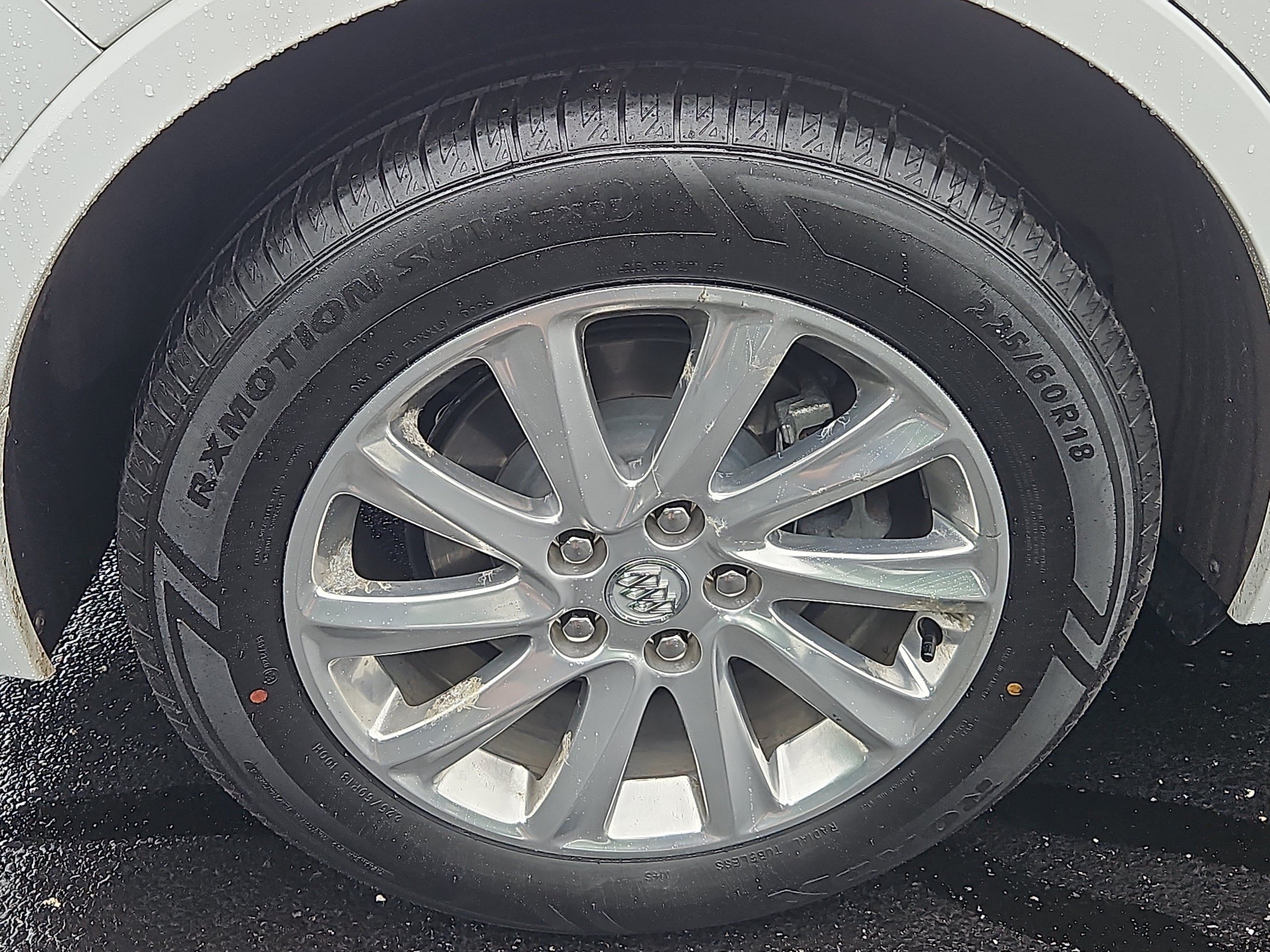 Used 2020 Buick Envision Essence FWD image 30