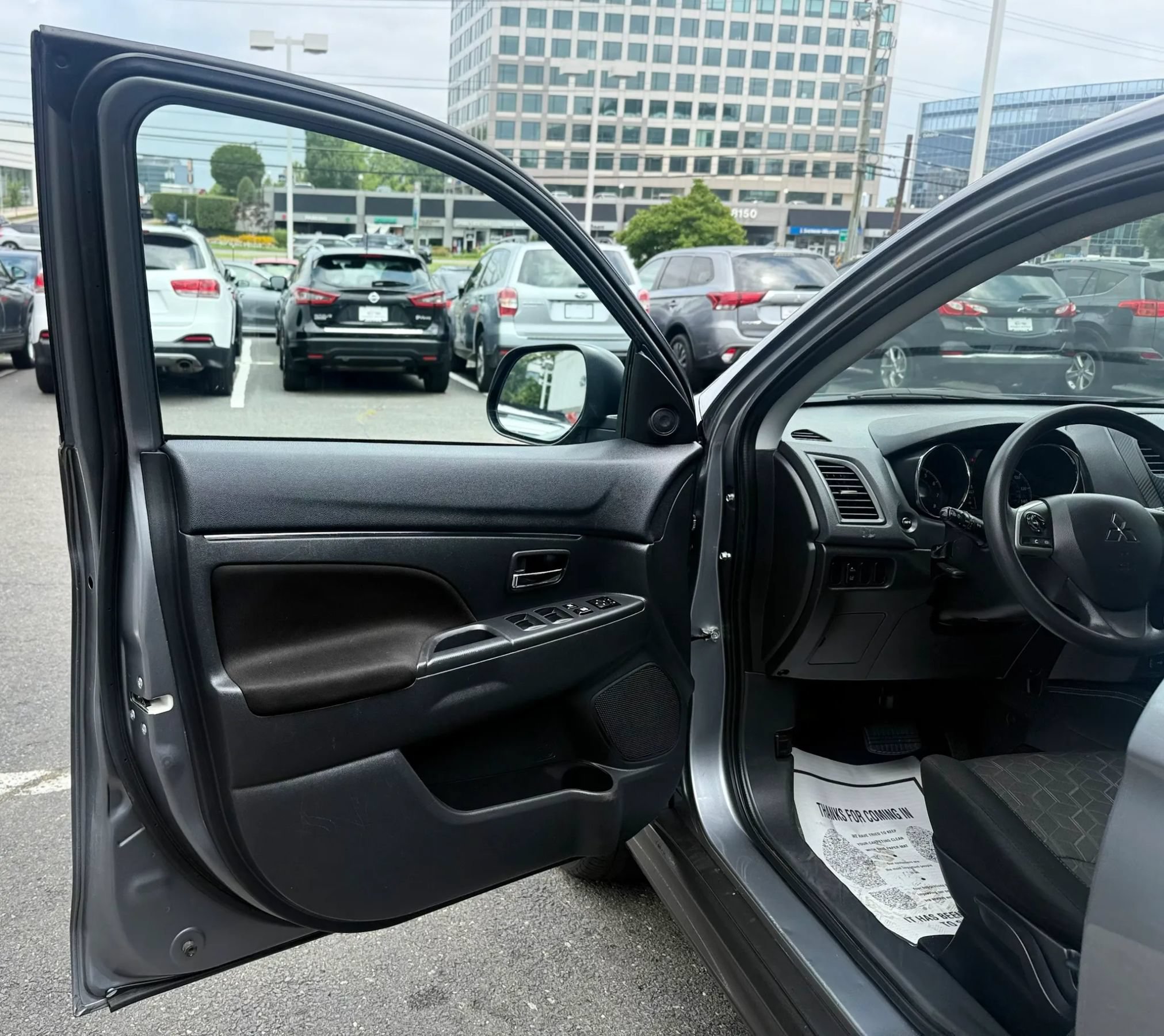 Used 2023 Mitsubishi Outlander Sport ES AWD/4WD image 9