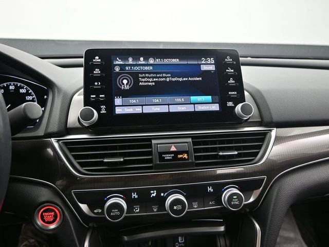 Used 2018 Honda Accord Sport image 12
