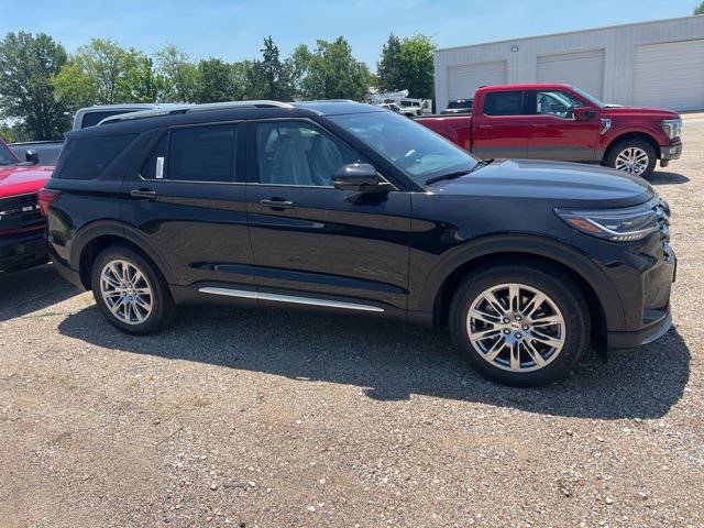 New 2026 Ford Explorer Platinum RWD image 4