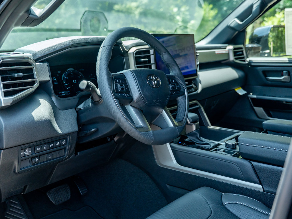 New 2026 Toyota Tundra Limited AWD/4WD image 11