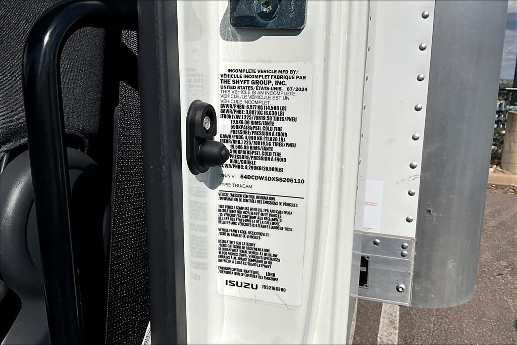 New 2025 Chevrolet Low Cab Forward image 10