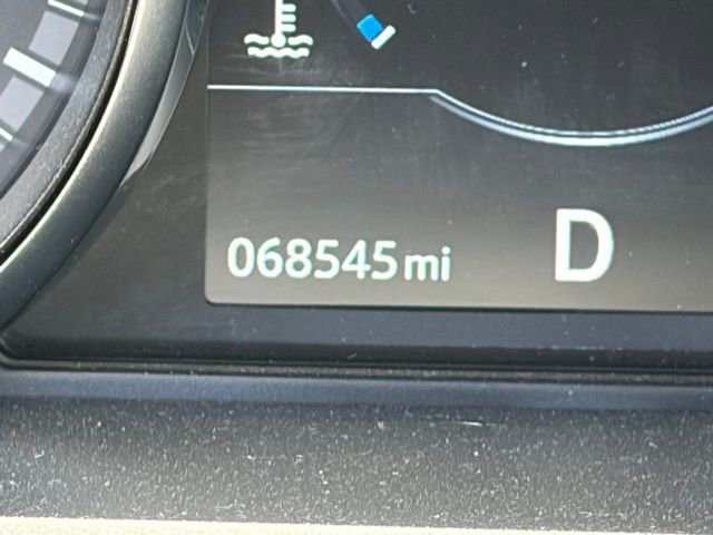 Used 2017 Land Rover Discovery Sport SE image 17