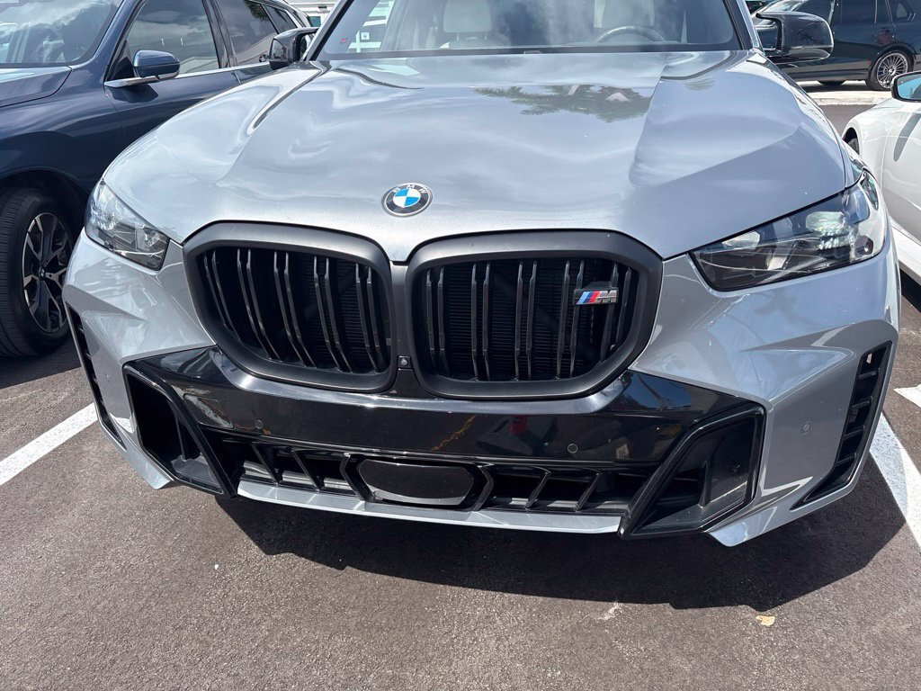 Certified 2024 BMW X5 M60i w/ Climate Comfort Package AWD/4WD image 11