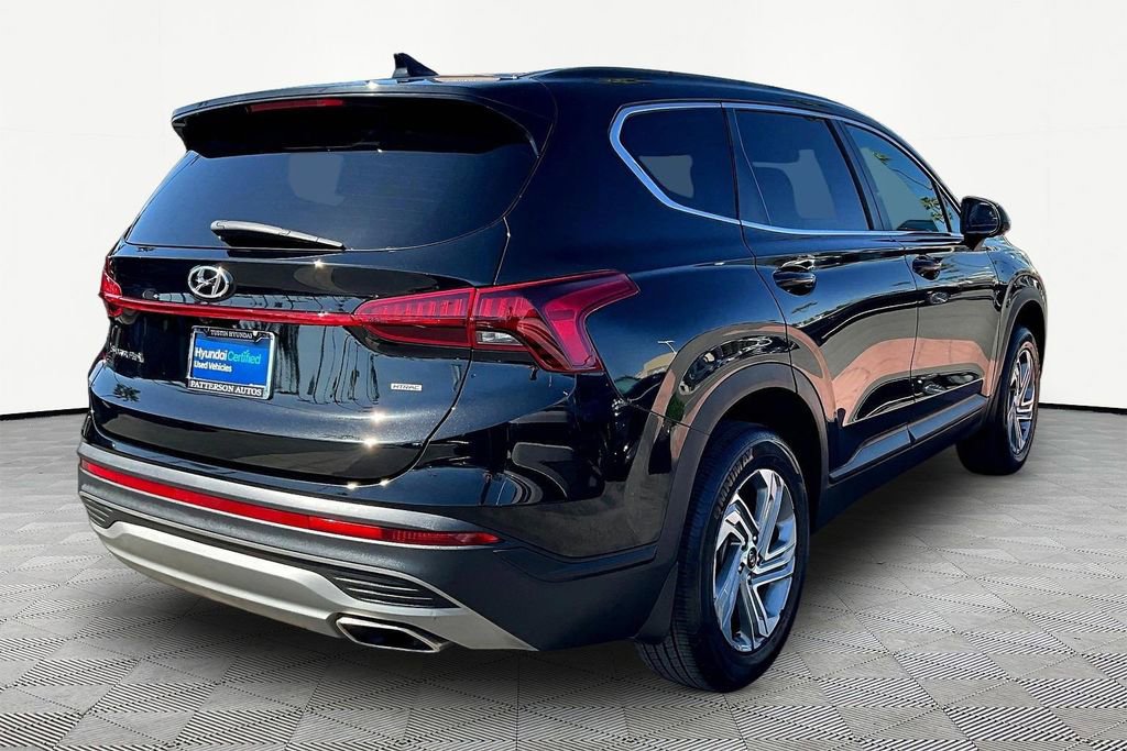 Certified 2023 Hyundai Santa Fe SE image 2