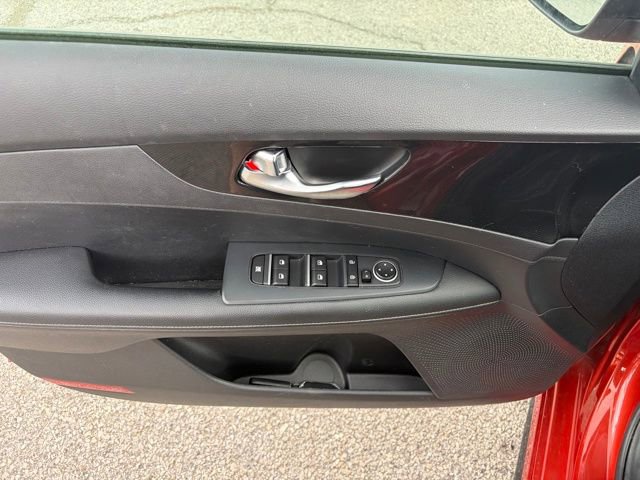 Used 2021 Kia Forte GT-Line image 12