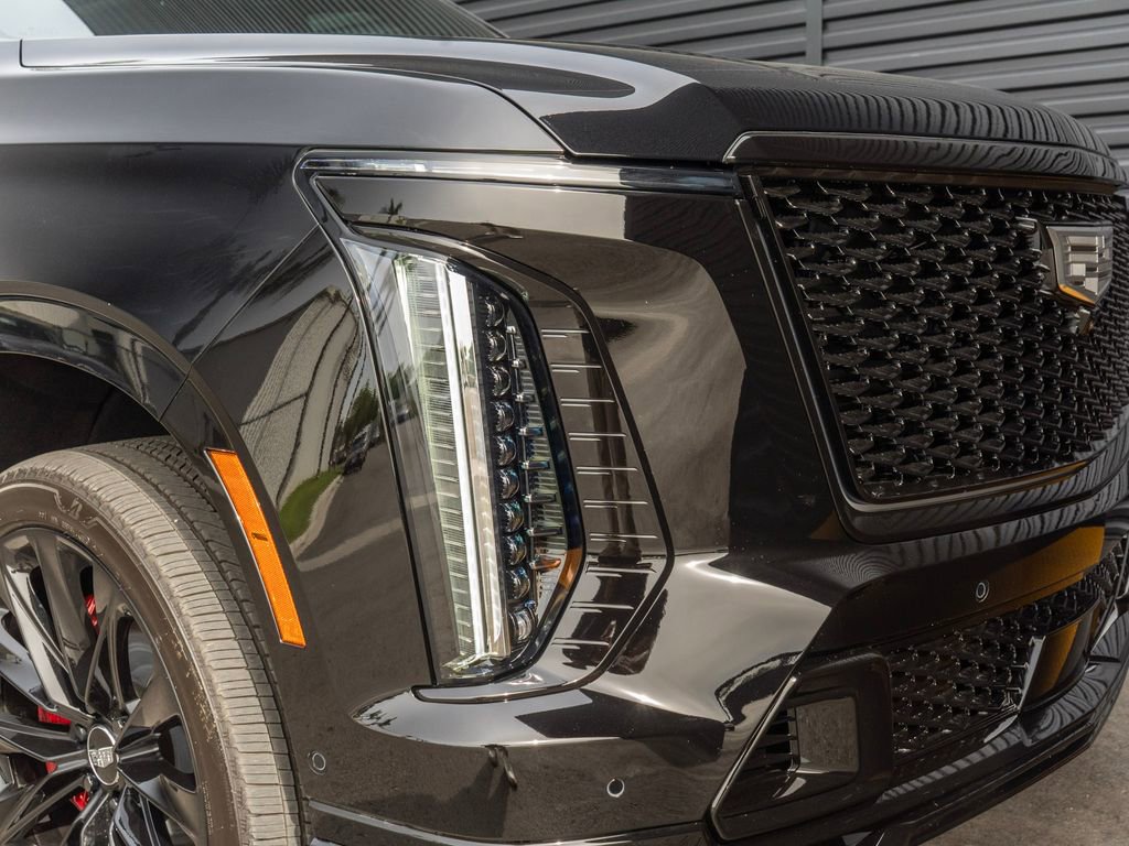 Used 2026 Cadillac Escalade V w/ LPO, ONYX Package image 13
