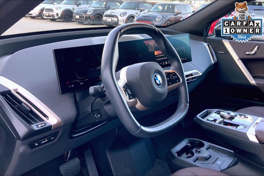 Used 2025 BMW iX xDrive50 image 12