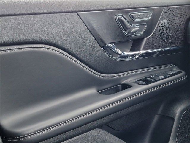 Certified 2024 Lincoln Corsair AWD w/ Equipment Group 101A image 37